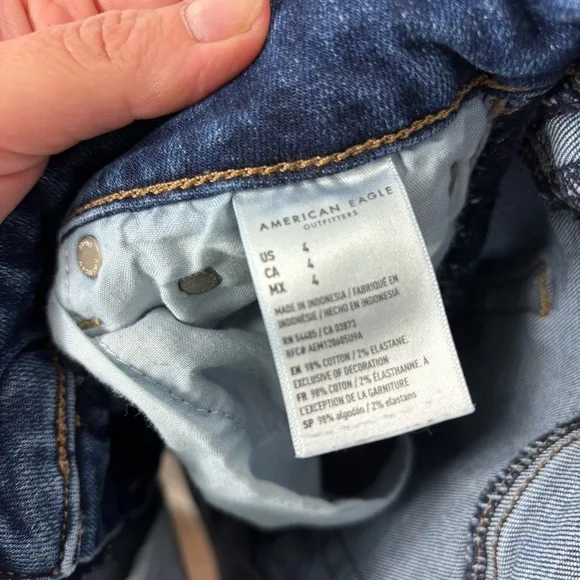 American Eagle Hi Rise Midi Jean Shorts Womens 4 Super Stretch Dark Wash Raw Hem - Picture 5 of 5